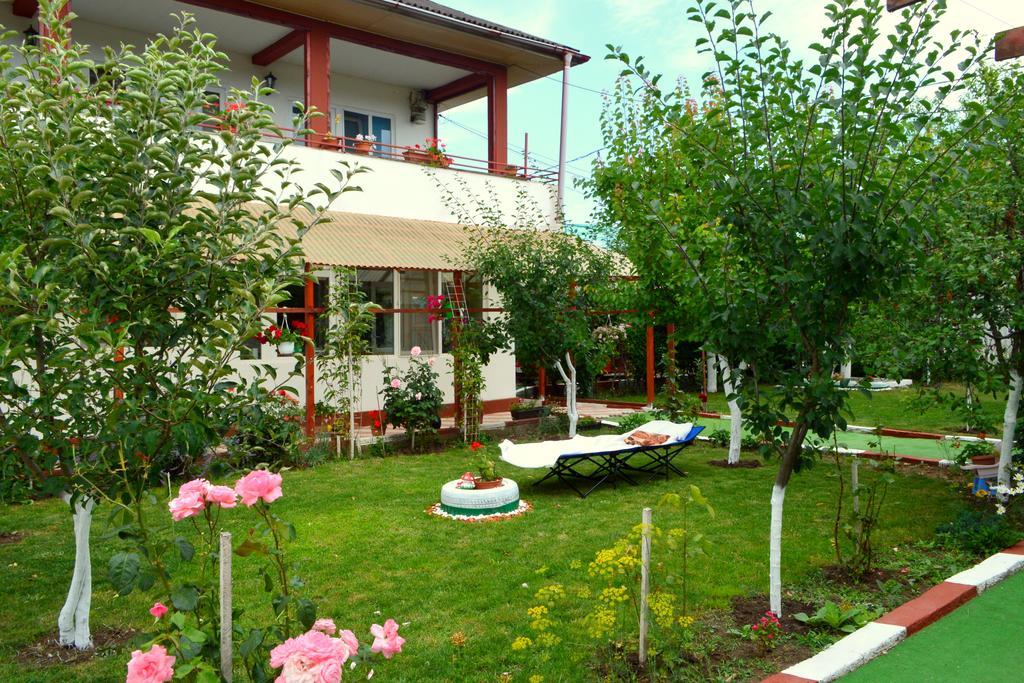 Casa Gia Hotell Costinesti Exteriör bild